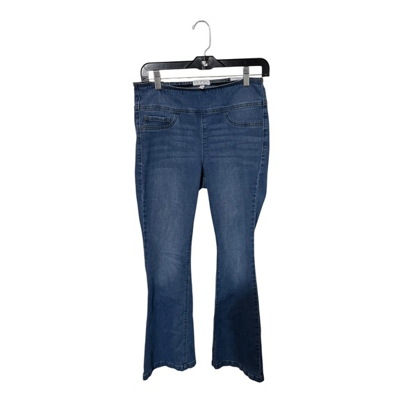 Sofia Jeans by Sofia Vergara Denim - Sofia Jeans by Sofia Vergara Melisa Flare Medium Wash Pull On Denim Jeans Size 6